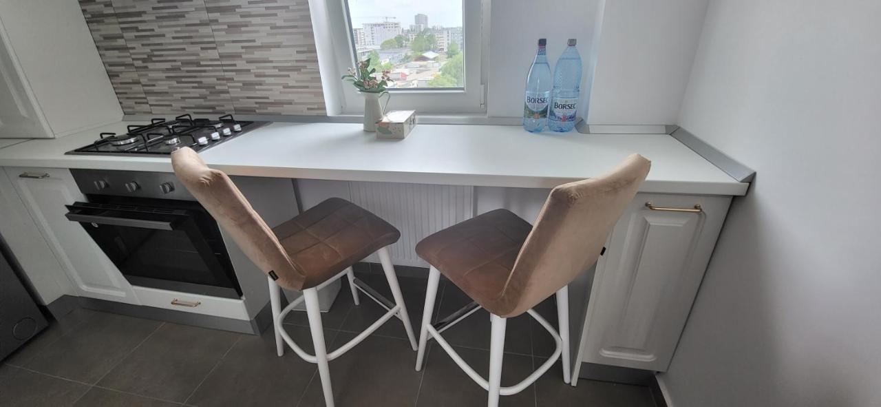 Lux & Confort - Apartament 3 Camere Бухарест Экстерьер фото